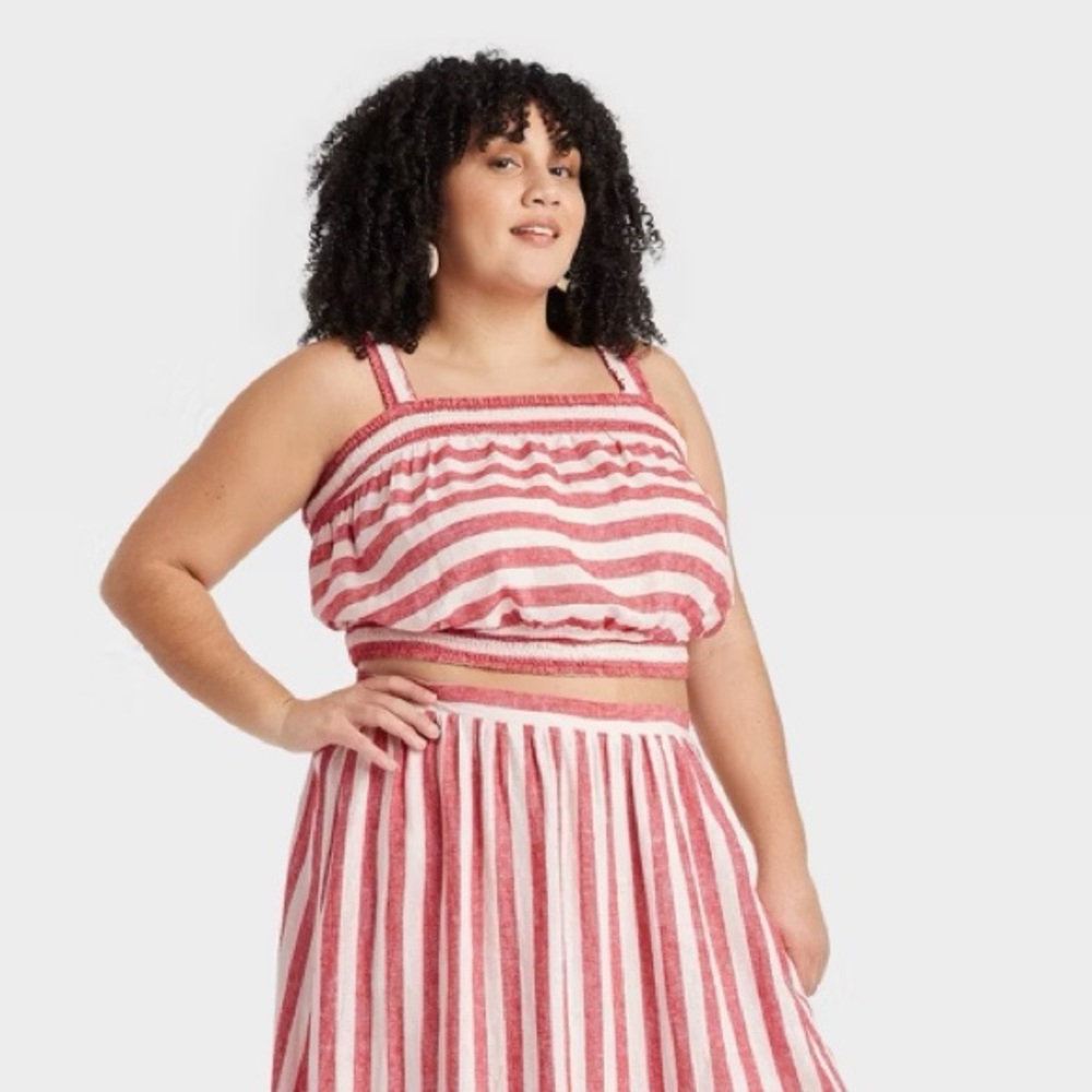 Nwt women’s linen cropped top Ava and Viv Red Striped XXL